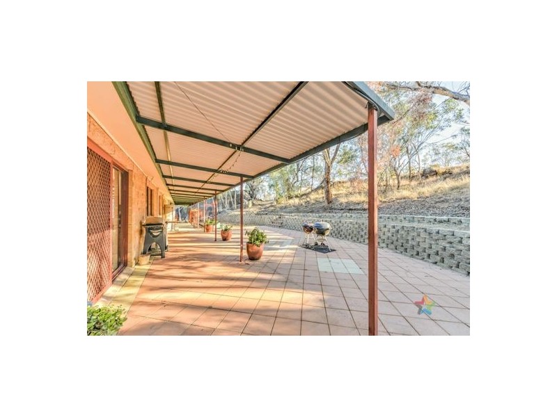 185 Sandy Road, Kootingal NSW 2352