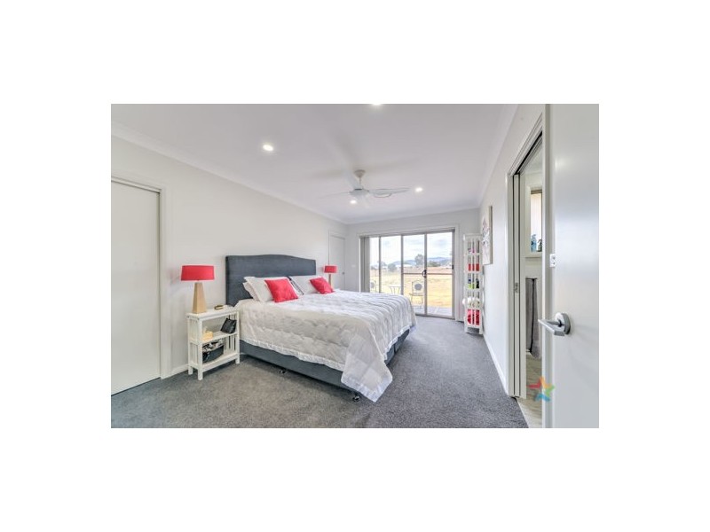 11 Benandarah Court, Tamworth NSW 2340