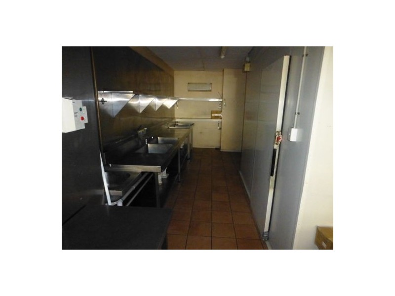 324 Peel Street, Tamworth NSW 2340