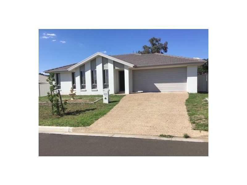 43 Tulipwood Crescent, Tamworth NSW 2340