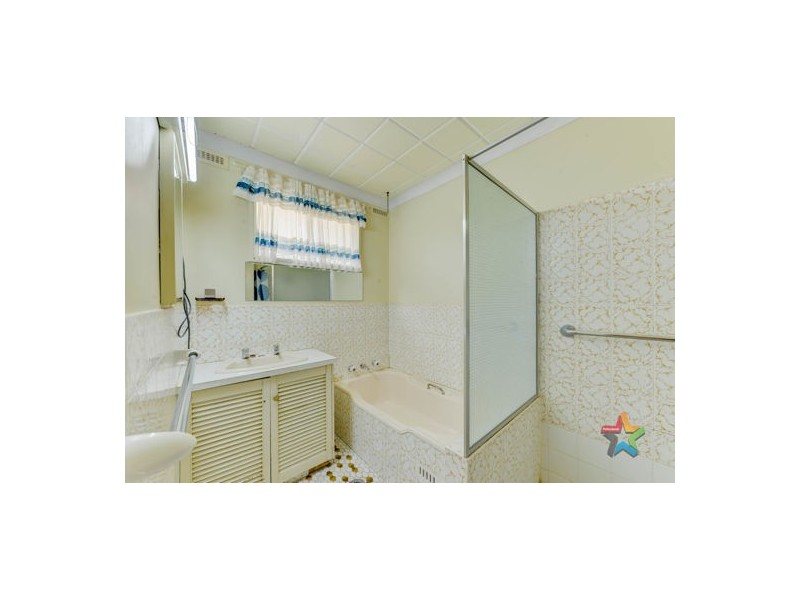 8 Woodhill Place, Tamworth NSW 2340