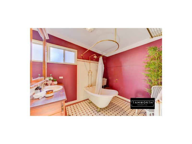 45 Carthage Street, Tamworth NSW 2340