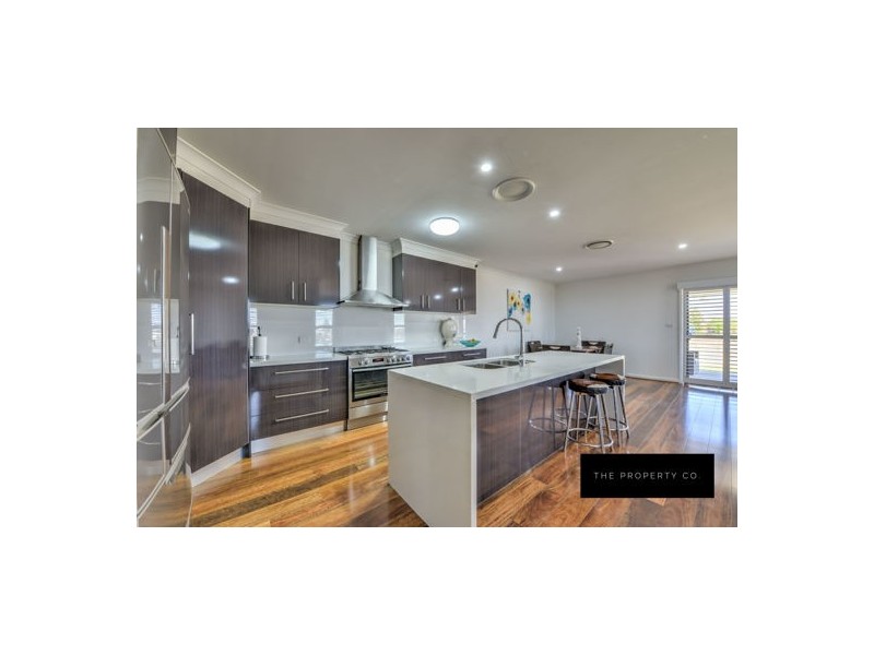 2 Carrai Close, Tamworth NSW 2340