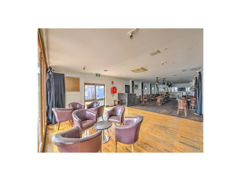 209 Peel Street, Tamworth NSW 2340