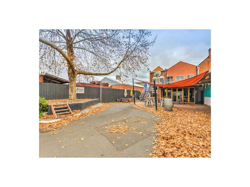 209 Peel Street, Tamworth NSW 2340