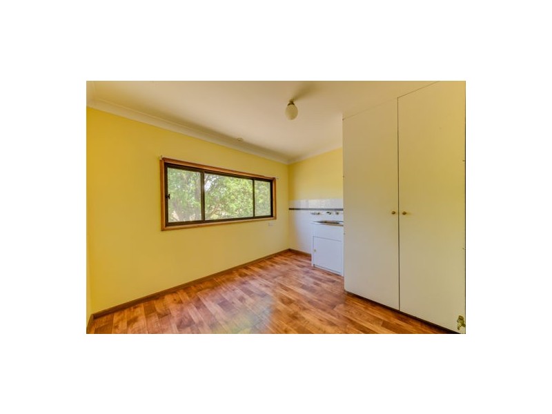 1 BENDEMEER- Bendemeer Station- Gate Keepers Cottage; Possible Room for Horses, Tamworth NSW 2340