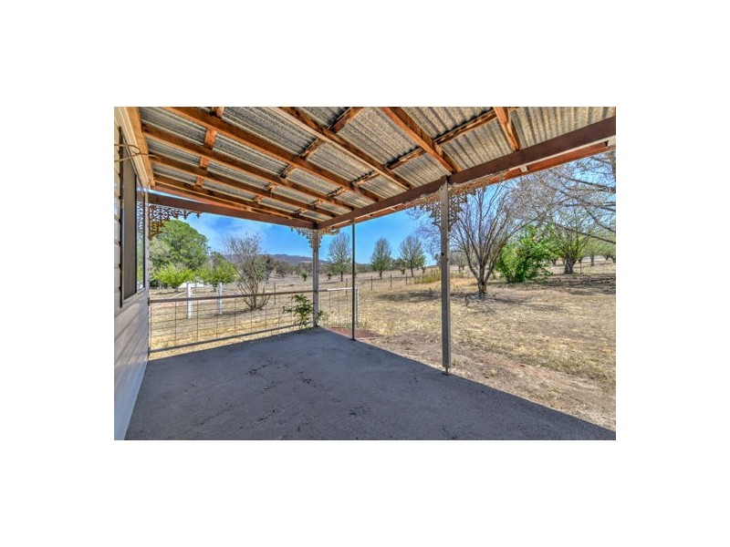 1 BENDEMEER- Bendemeer Station- Gate Keepers Cottage; Possible Room for Horses, Tamworth NSW 2340