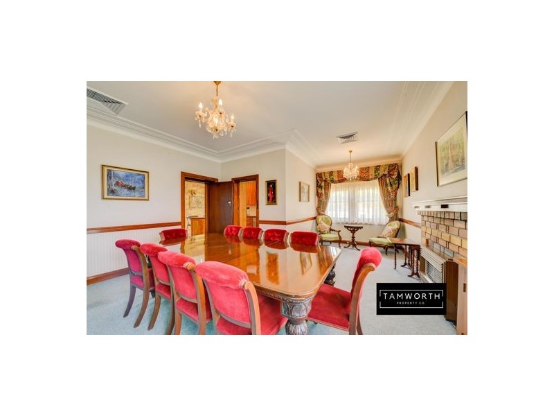 99 White Street, Tamworth NSW 2340