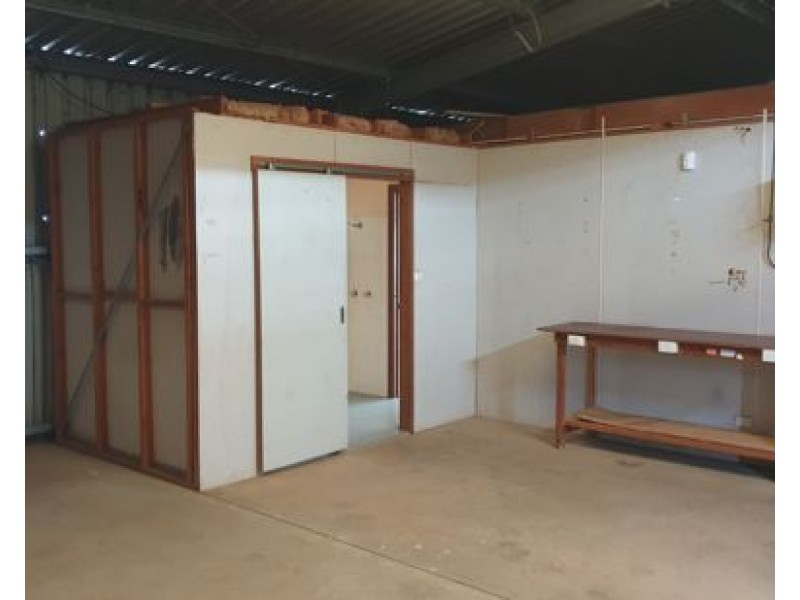 Bay 1/6 Bass Street, Tamworth NSW 2340