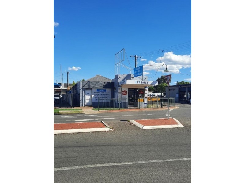 214 Bridge Street, Tamworth NSW 2340
