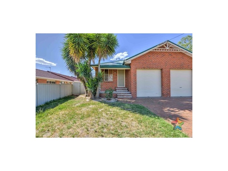 1/8 Curlew Crescent, Tamworth NSW 2340
