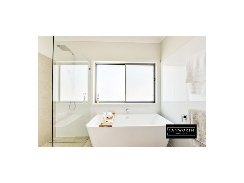 4 Jubata Drive, Tamworth NSW 2340