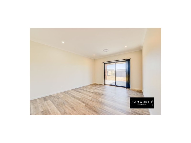 4 Jubata Drive, Tamworth NSW 2340