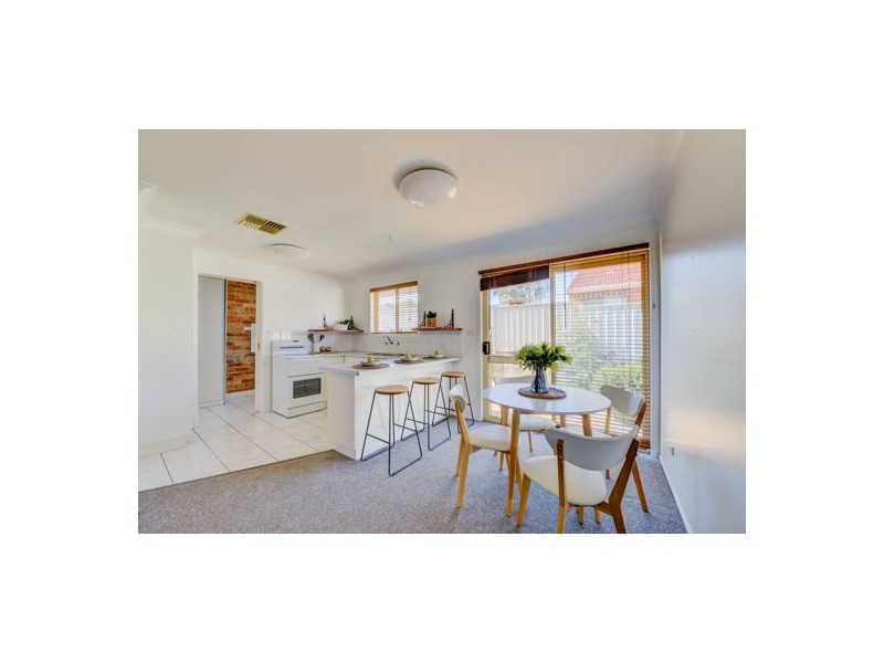 2/12 Curlew Crescent, Tamworth NSW 2340