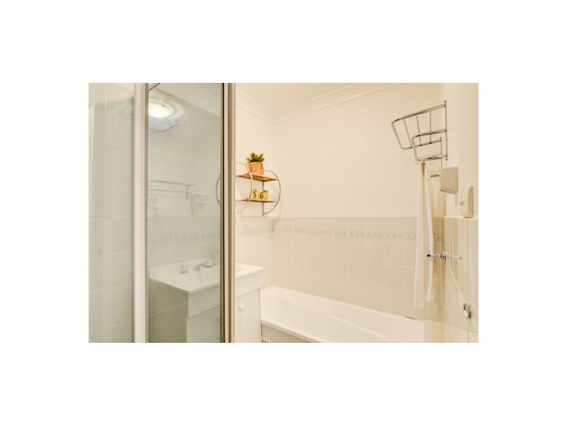 2/12 Curlew Crescent, Tamworth NSW 2340