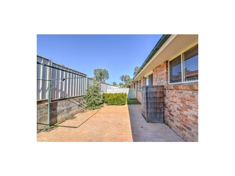 2/12 Curlew Crescent, Tamworth NSW 2340