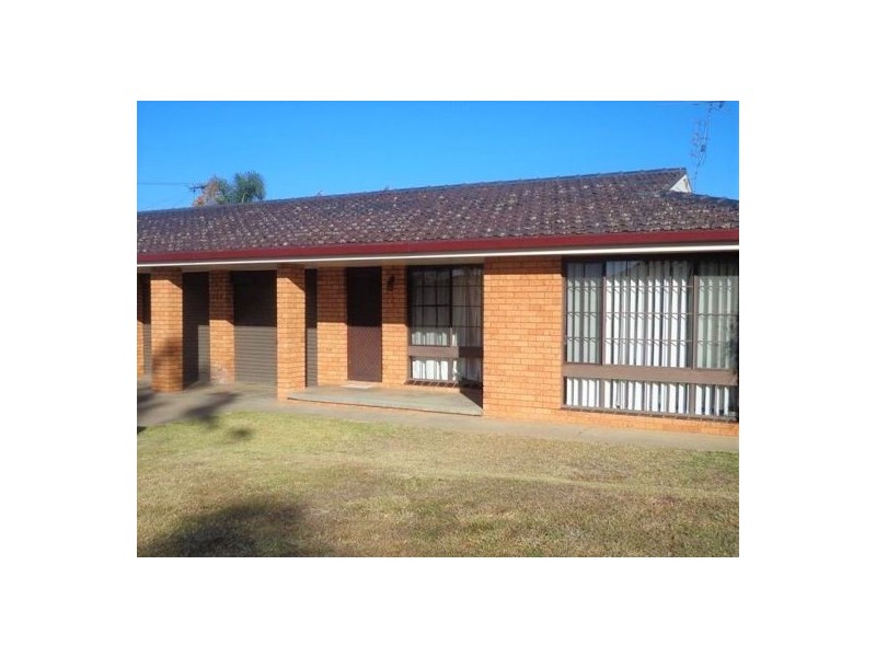 1/19 Burilla St, Tamworth NSW 2340