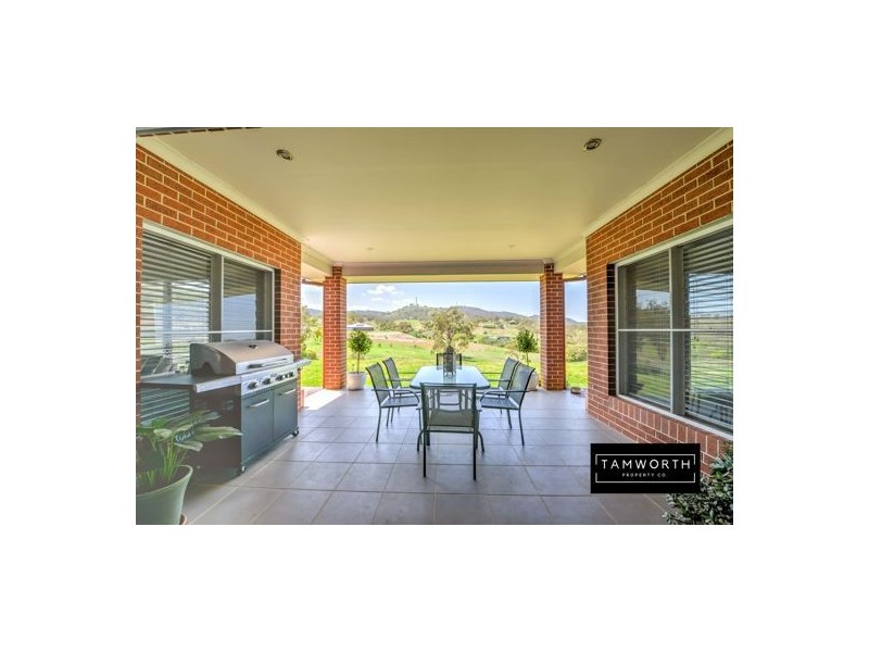 2 Bentwing Place, Tamworth NSW 2340