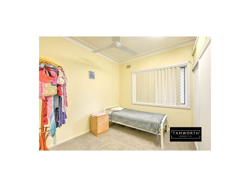 31 Bell Street, Tamworth NSW 2340