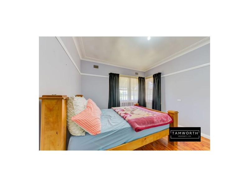 21 Kent Street, Tamworth NSW 2340