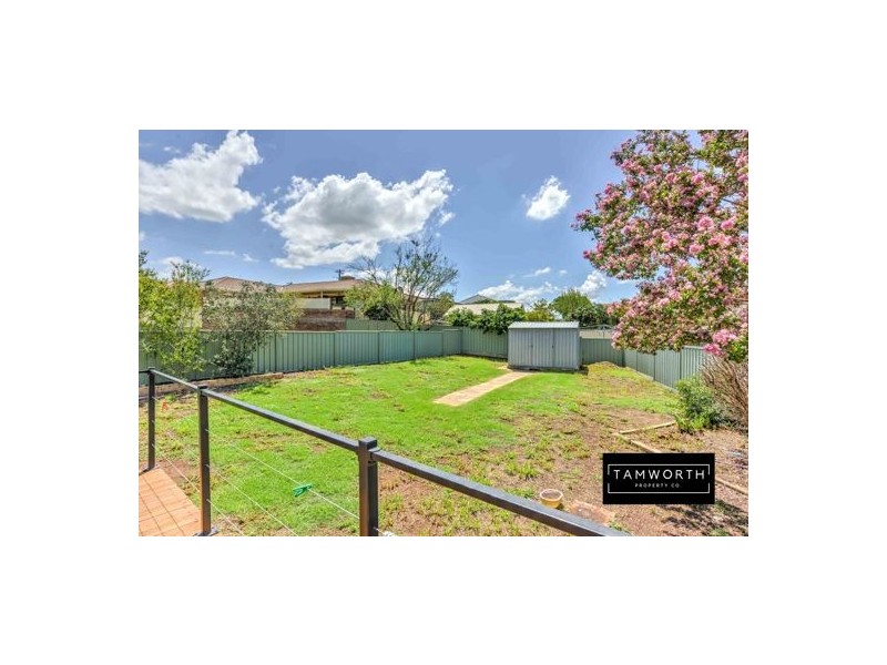 21 Kent Street, Tamworth NSW 2340