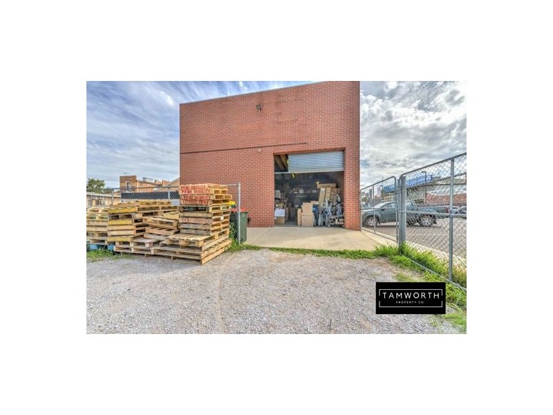 248 Peel Street, Tamworth NSW 2340