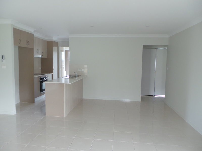 62 Tulipwood Crescent, Tamworth NSW 2340