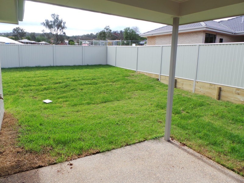62 Tulipwood Crescent, Tamworth NSW 2340