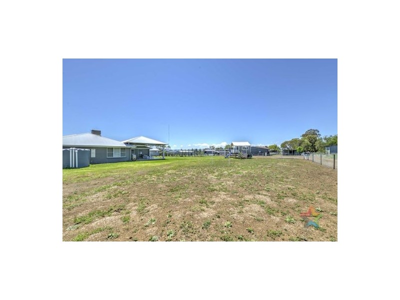 9 Edna Close, Tamworth NSW 2340