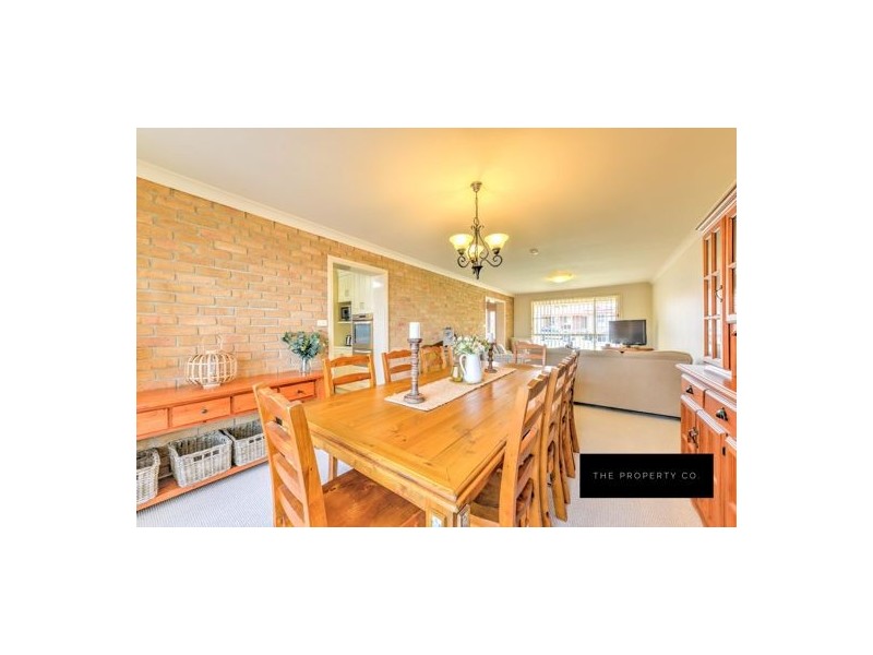 15 Ebony Close, Tamworth NSW 2340