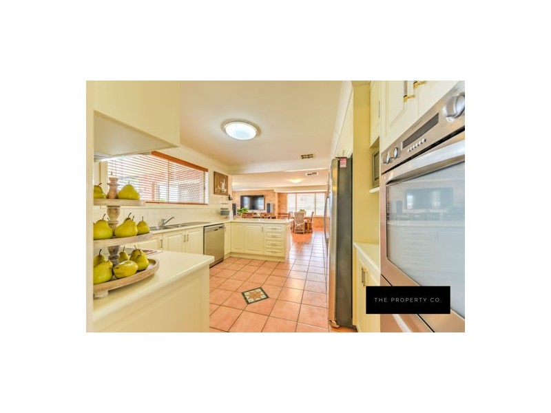 15 Ebony Close, Tamworth NSW 2340