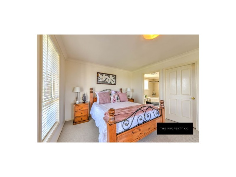 15 Ebony Close, Tamworth NSW 2340