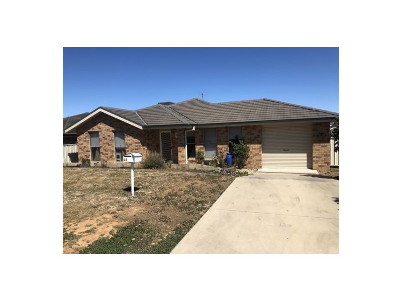 4a Lilly Pilly Court, Tamworth NSW 2340