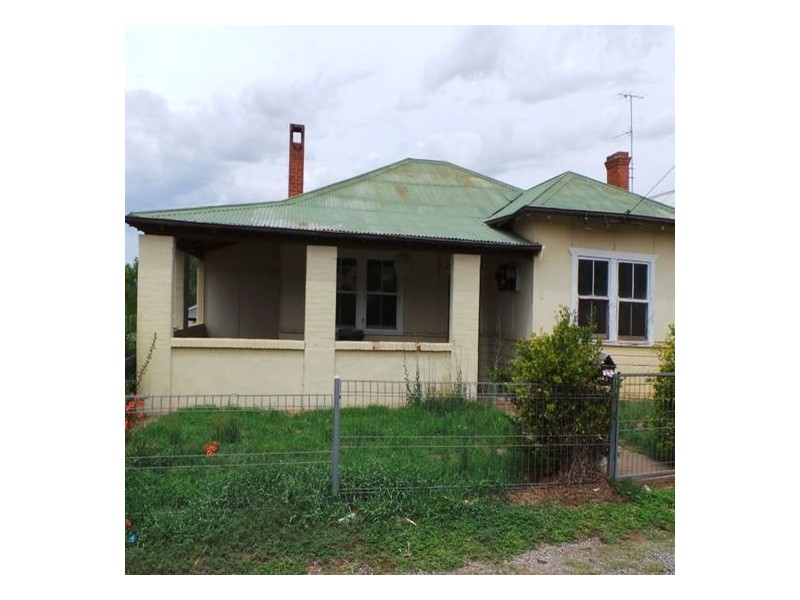 49 Byrnes Avenue, Tamworth NSW 2340