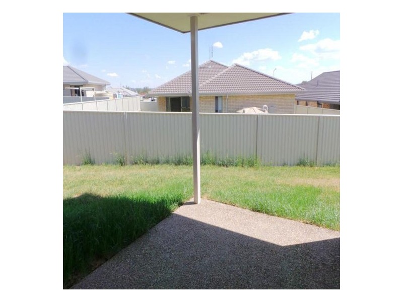 57 Tulipwood Cresent, Tamworth NSW 2340