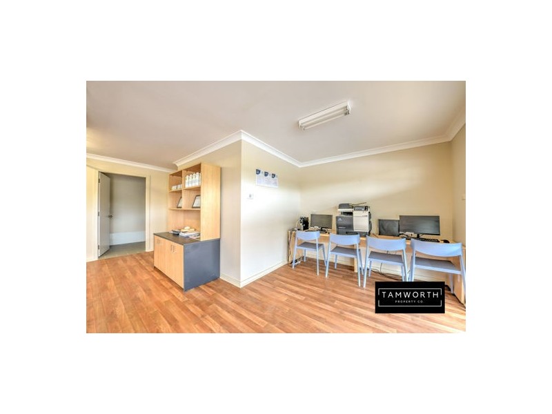 74 Robert Street, South Tamworth NSW 2340