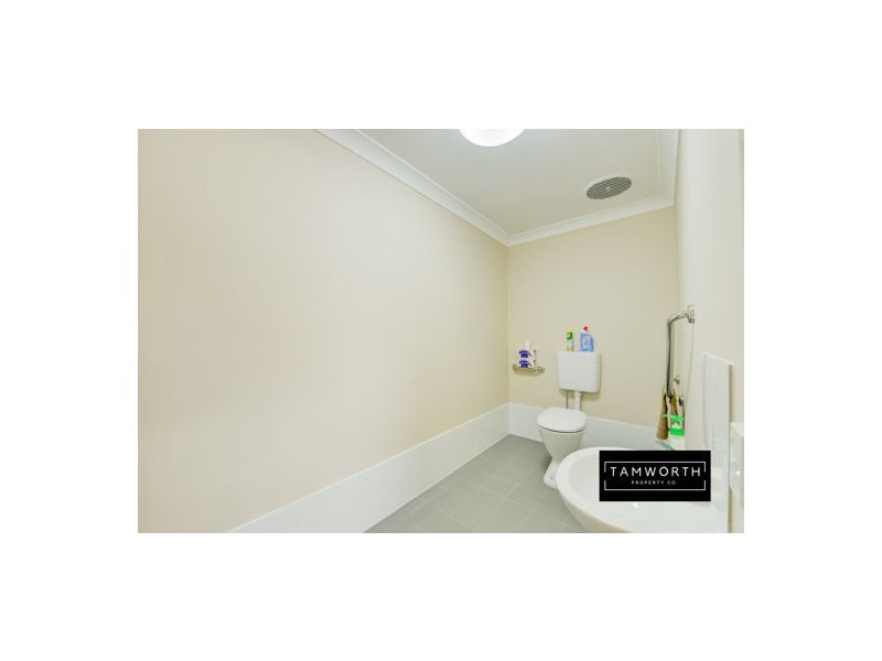 74 Robert Street, South Tamworth NSW 2340