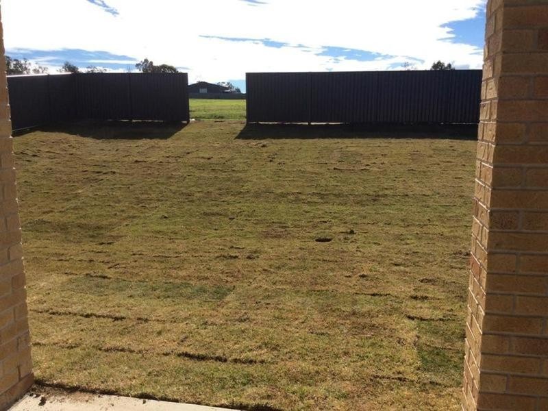 9 Barber Street, Tamworth NSW 2340