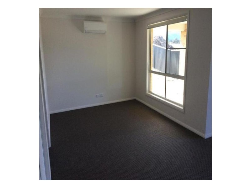 9 Barber Street, Tamworth NSW 2340