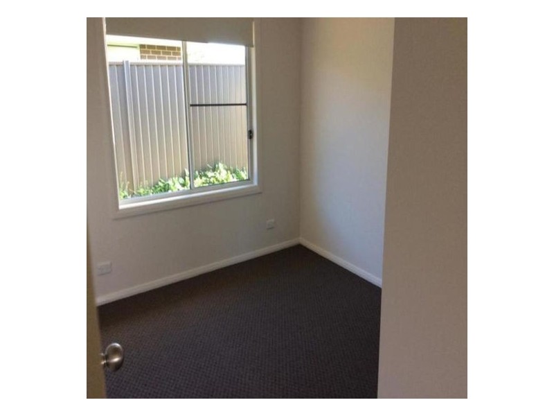 9 Barber Street, Tamworth NSW 2340