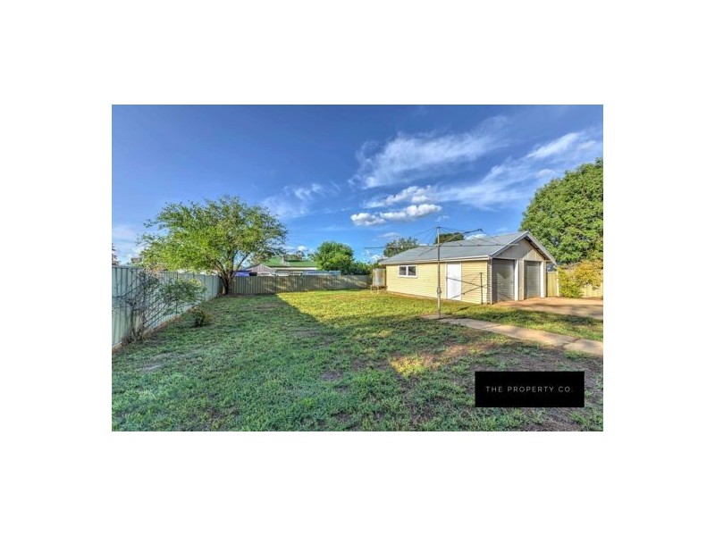 25 Elm Street, Tamworth NSW 2340