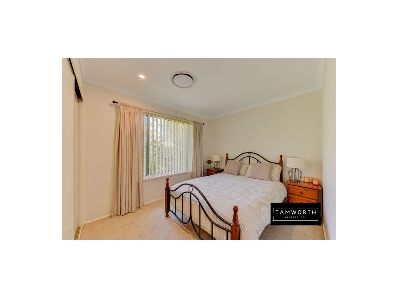 13 Craigends Place, Tamworth NSW 2340