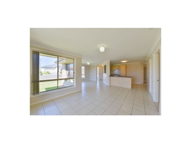 1 Falcon Drive, Calala NSW 2340