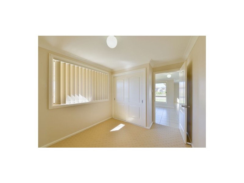 1 Falcon Drive, Calala NSW 2340