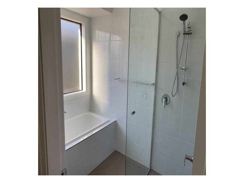 5 Reginald Drive, Kootingal NSW 2352