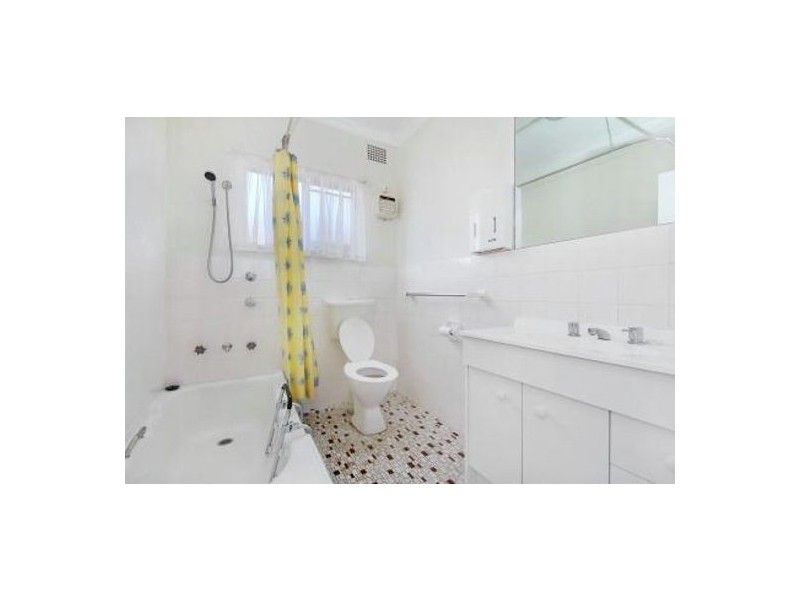 16B Carthage Street, Tamworth NSW 2340