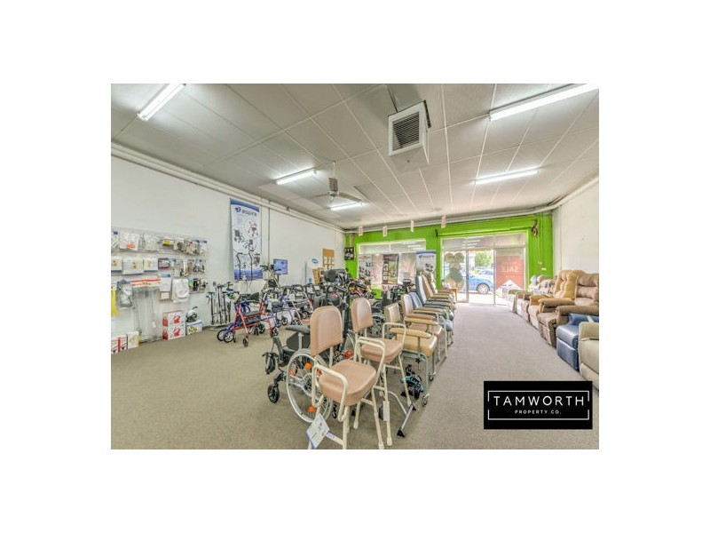 248 Peel Street, Tamworth NSW 2340