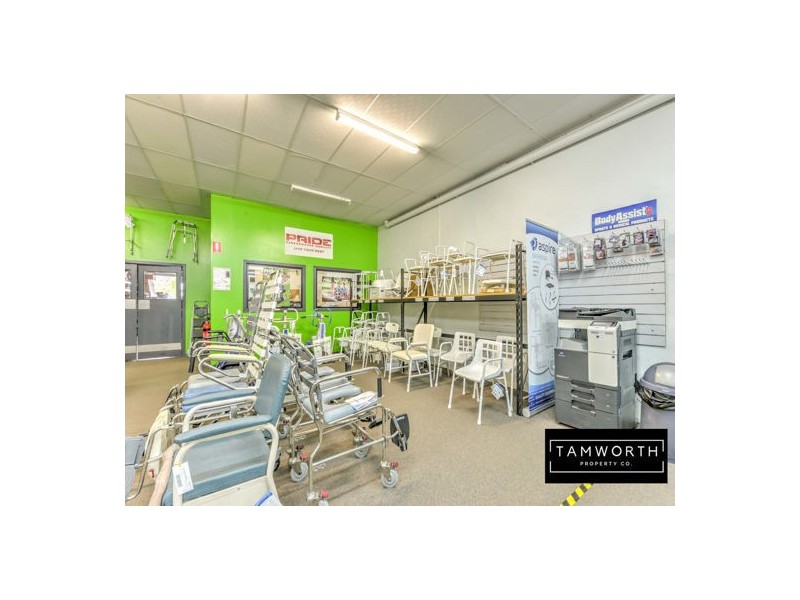 248 Peel Street, Tamworth NSW 2340