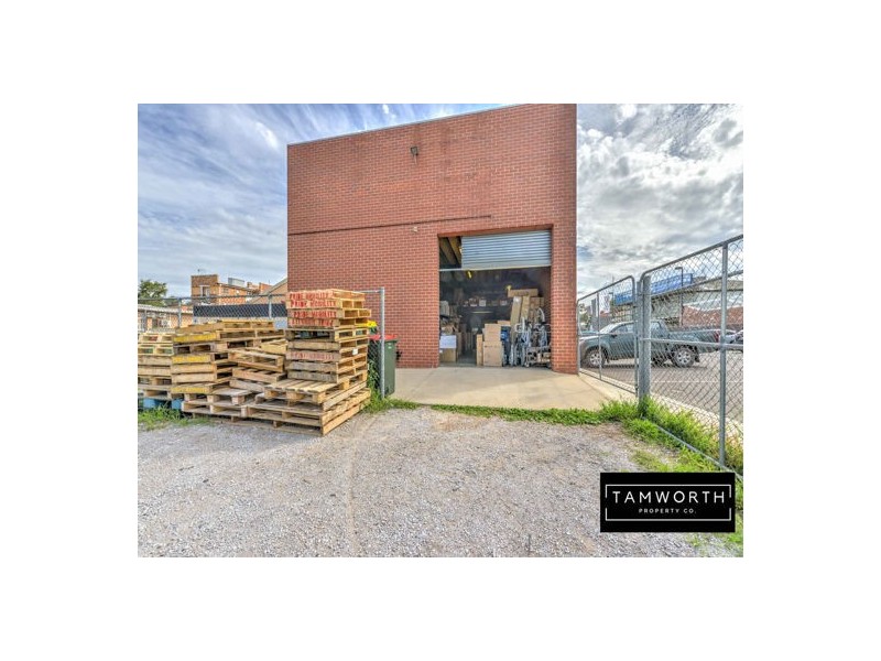 248 Peel Street, Tamworth NSW 2340