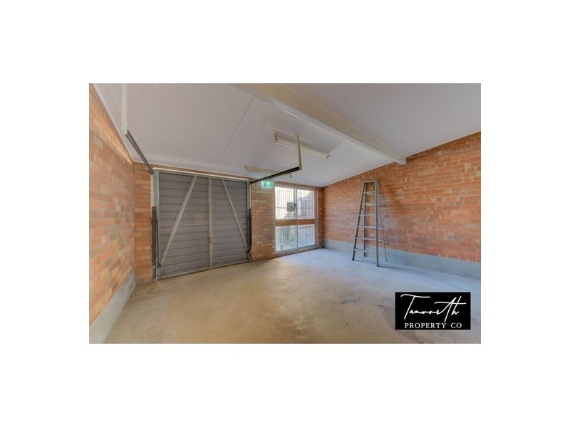 249 Peel Street, Tamworth NSW 2340